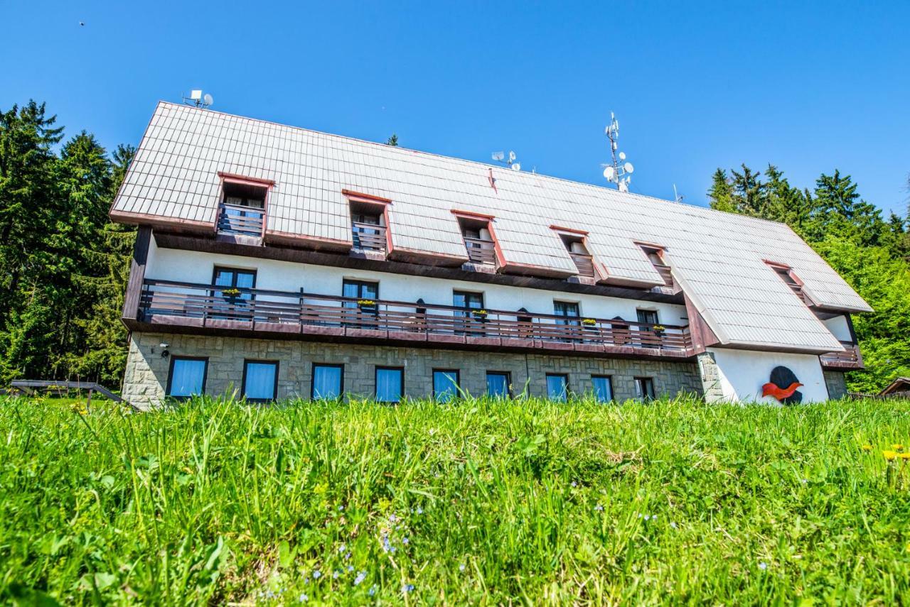 Horský hotel Kozubová Dolní Lomná Exterior foto