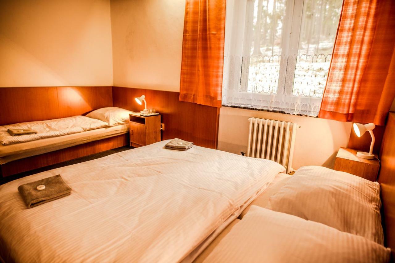 Horský hotel Kozubová Dolní Lomná Exterior foto
